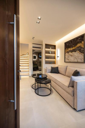 Akira Suites